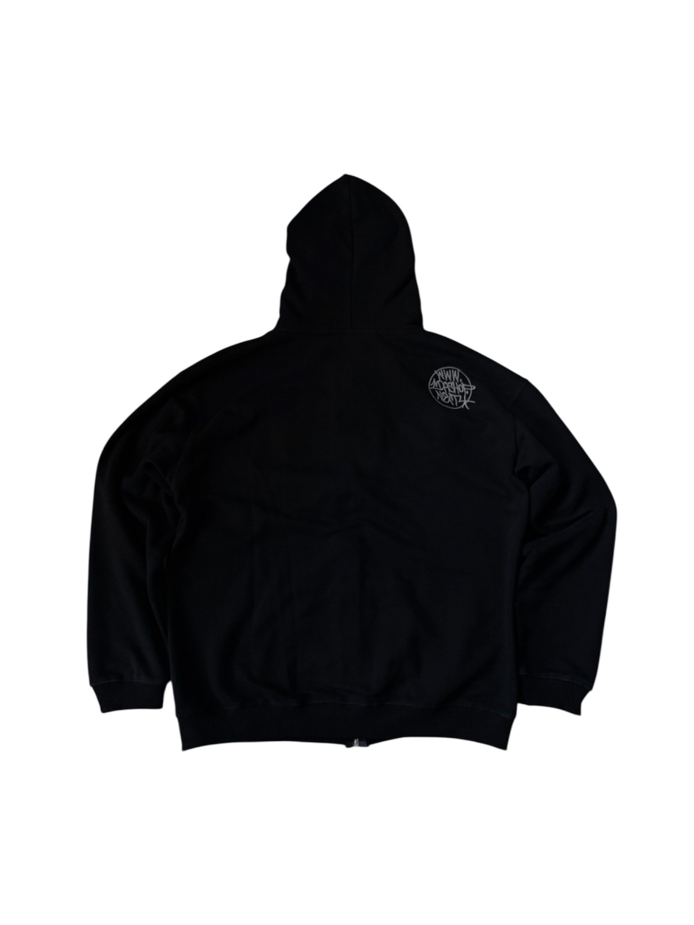 IDA (Category: Hoodies) located in Candelaria. Submitted by drizzy.fitz.ph (Listing ID 1423733197, Image 3). Description: IDA Size: L-XL (24 x 29).