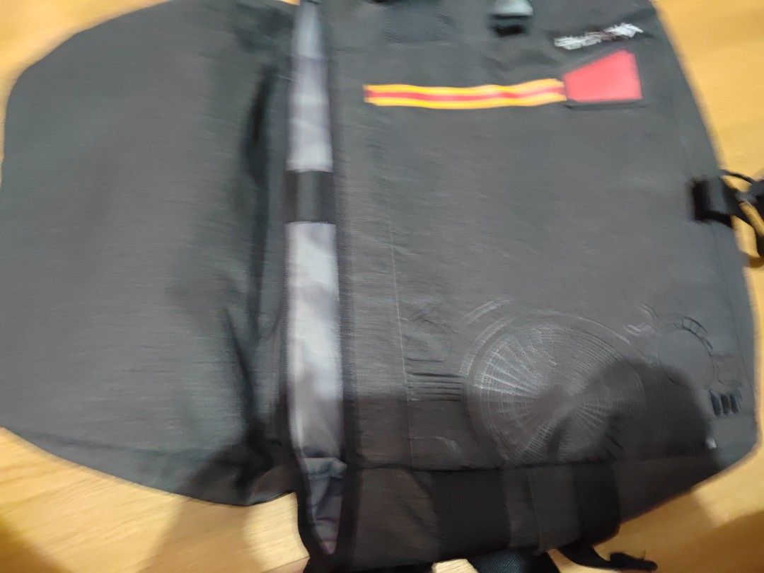 Kamen Rider FX Creatons Messenger Bag (Category: Luxury Bags & Wallets) located in Manila. Submitted by sixesandsevens (Listing ID 1423702730, Image 2). Description: Description The Kamen Rider Black x FX Creations collaboration spotlights the three iconic characters – Black, Black RX & Shadow Moon, which arrives in backpacks, crossbody bags, water bottles and cardcases. This messenger bag offers an aesthetic inspired by bold color and imagery, c