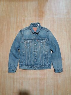 (Category: ) located in . Submitted by shrrylsales (Listing ID 1423722682, Image 1). Description: .