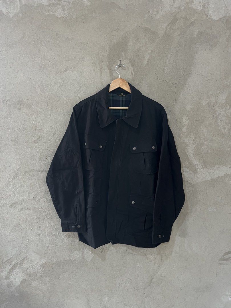 LOHNT 041 Safari Jacket (Category: Luxury Apparel) located in Cagayan de Oro. Submitted by vintagevvvictim (Listing ID 1423767892, Image 1). Description: Excellent Condition (missing belt).