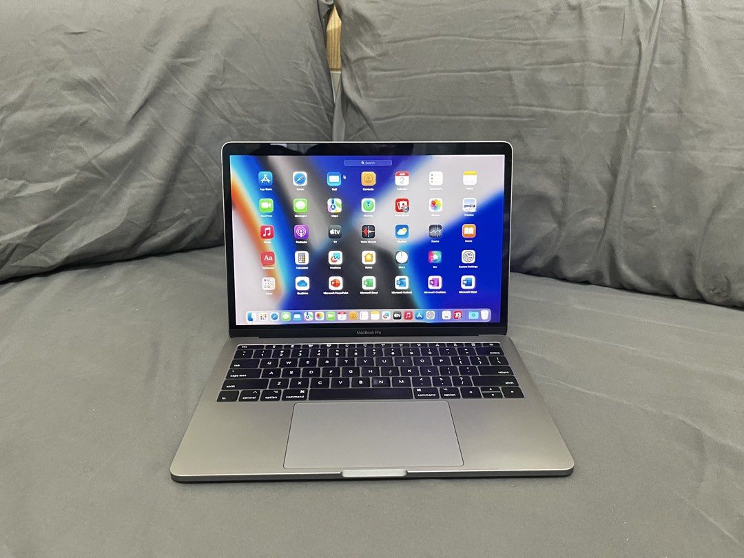 MacBook Pro 15-inch,2019 (Category: Laptops & Notebooks) located in Manila. Submitted by jonathan_aliamen (Listing ID 1423766901, Image 2). Description: MacBook Pro 15-inch, 2019 Processor-2.6 GHz 6-Core Intel Core Graphics _Intel UHD Graphics 630 1536 MB Memory _16 GB 2400 MHz DDR4 256Gb 99%smooth No issue Verygood condition Package unit charger Sleeve pouch Ms offices Open cod cop.
