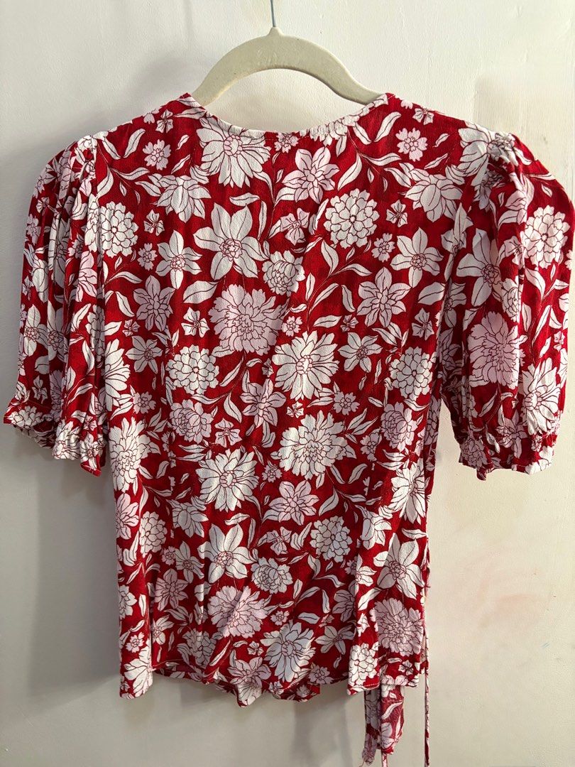 Mango floral wrap top (Category: Blouses) located in Paranaque City. Submitted by declutteringp (Listing ID 1423739584, Image 3). Description: .