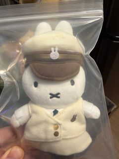 （分類：）位於 。 由 dejanborenol 提交（商品編號 1423618665，圖片 1）。簡介： 。