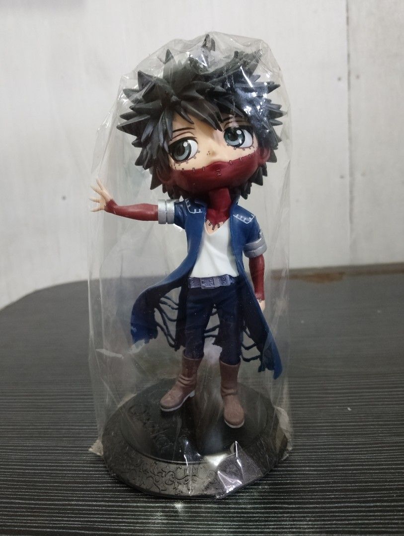 My Hero Academia Dabi Figure (Category: Figurines & Statues) located in Quezon City. Submitted by johnoppais84003 (Listing ID 1423629724, Image 1). Description: - My Hero Academia Dabi figurine - Features Dabi in his hero costume. - Includes signature dark hair and facial features. no box.