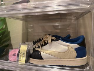 （分類：）位於 。 由 jordanz_ 提交（商品編號 1423633275，圖片 1）。簡介： 。