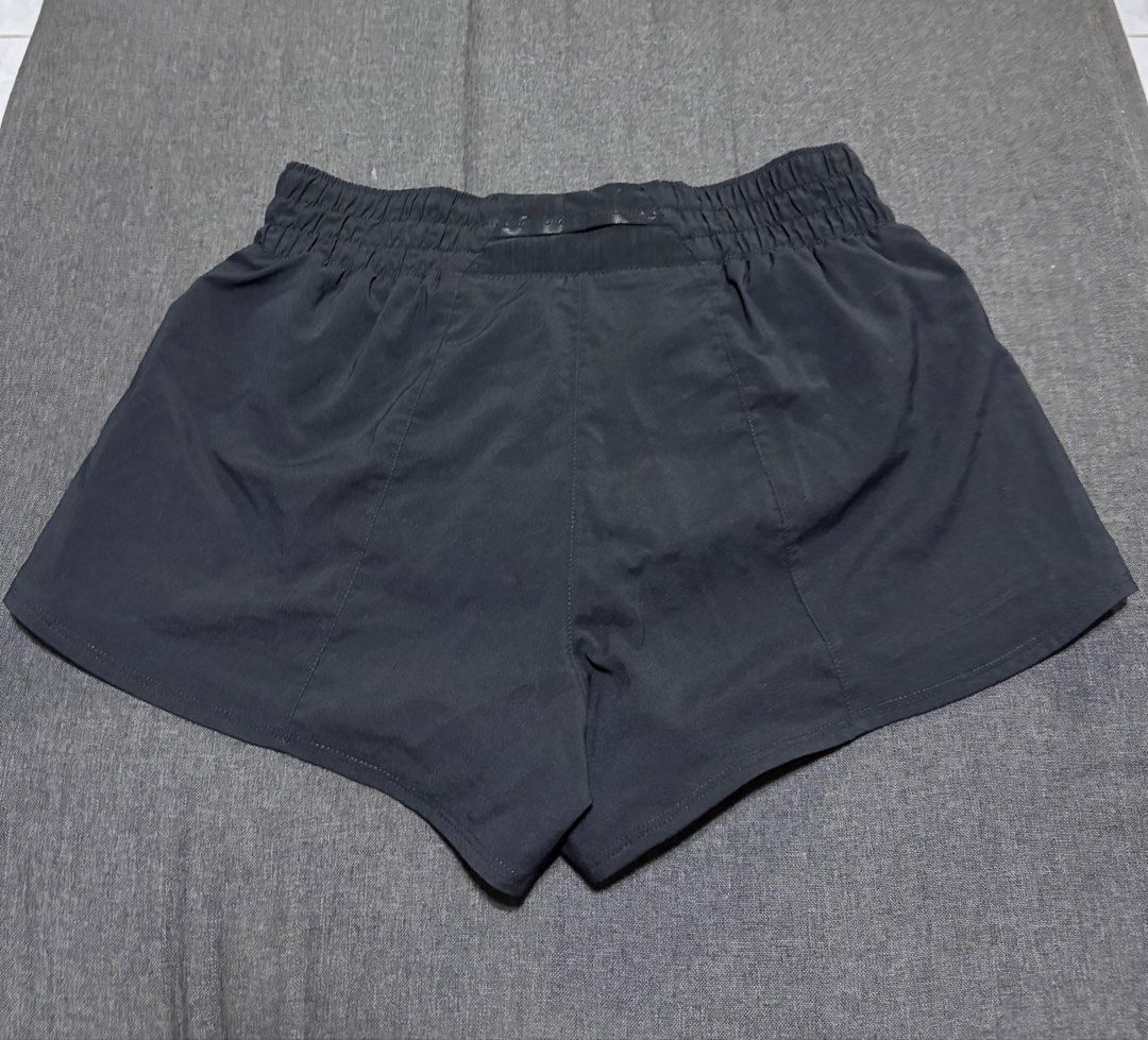 Nike Dri-FIT Running Shorts - Black (Category: Activewear) located in Manila. Submitted by gcel01 (Listing ID 1423745617, Image 2). Description: - Black Nike Dri-FIT running shorts - Size: Large (L) - Used thrice - Rfs: decluttering .