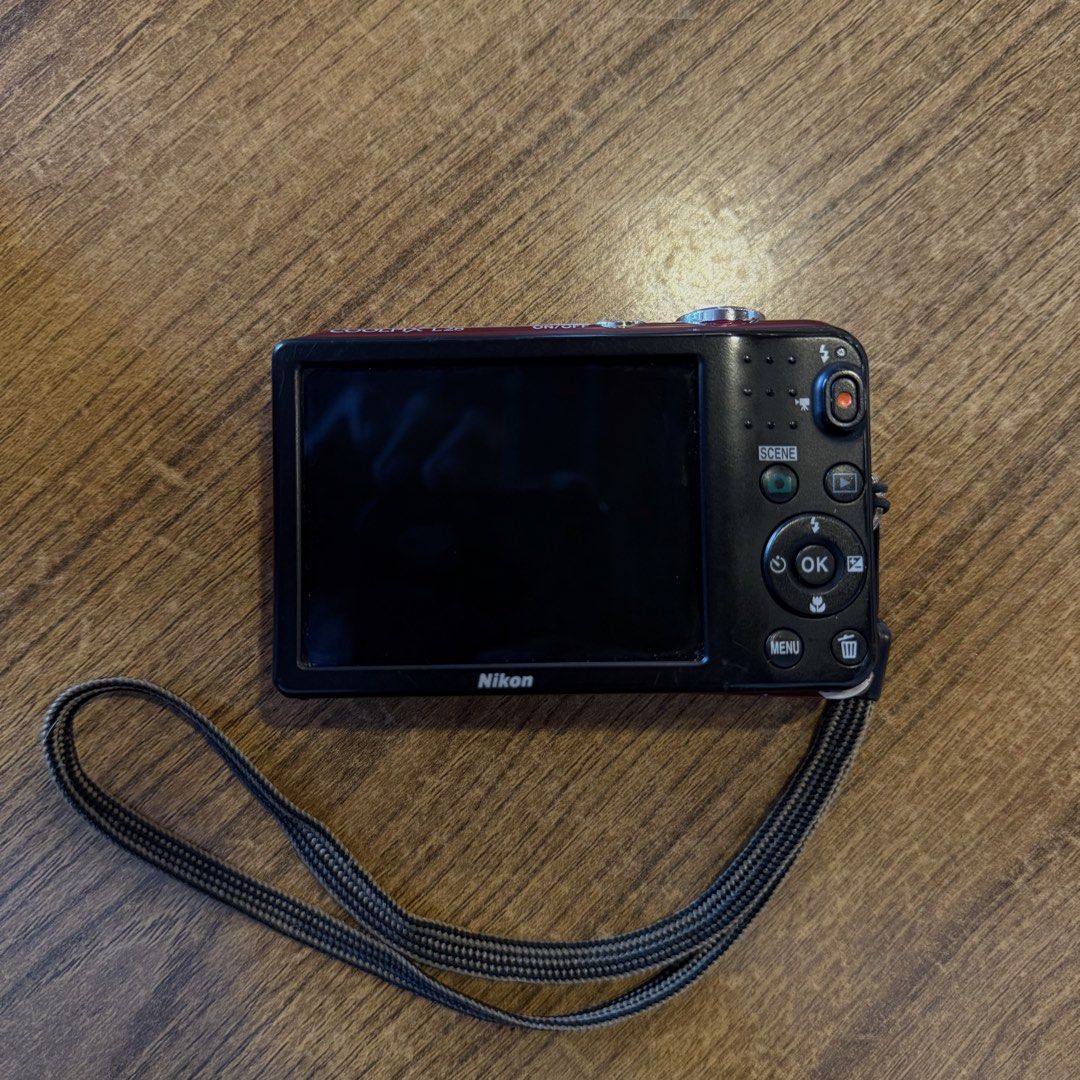 Nikon Coolpix L28 Digital Camera (Category: Cameras) located in Rizal. Submitted by nesuo (Listing ID 1423736732, Image 2). Description: Nikon Coolpix L28 Digital Camera - Fully functional - Ready to use! - 20.1 megapixels - All buttons are working - Flash is working - Image quality is sharp and crisp! not hazy or dreamy See here for more specifications: https://m.dpreview.com/products/nikon/compacts/nikon_cpl28 Issue: - The battery door is broke