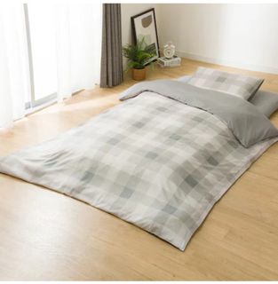 (Category: ) located in . Submitted by ming.closet (Listing ID 1423631252, Image 1). Description: .
