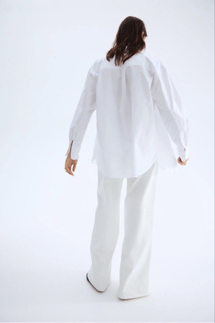 OXFORD SHIRT (Category: Shirts) located in Tagum. Submitted by declutrandom (Listing ID 1423785800, Image 2). Description: .