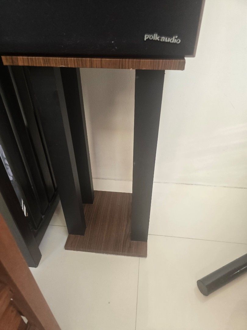 Polk Audio Speaker (Category: Soundbars, Speakers & Amplifiers) located in Mandaluyong City. Submitted by polkies (Listing ID 1423631255, Image 3). Description: 70s vintage polk audio moniotor 10 2 pcs 6.5inch midbass drivers 1 inch softdome tweets 10inch passive radiators 8ohm 20 to 250watts fresh cabinets, and covers no refoam yet. no issues free stand.