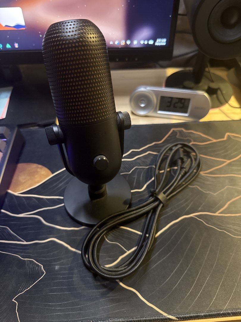 Razer Seiren V3 Chroma