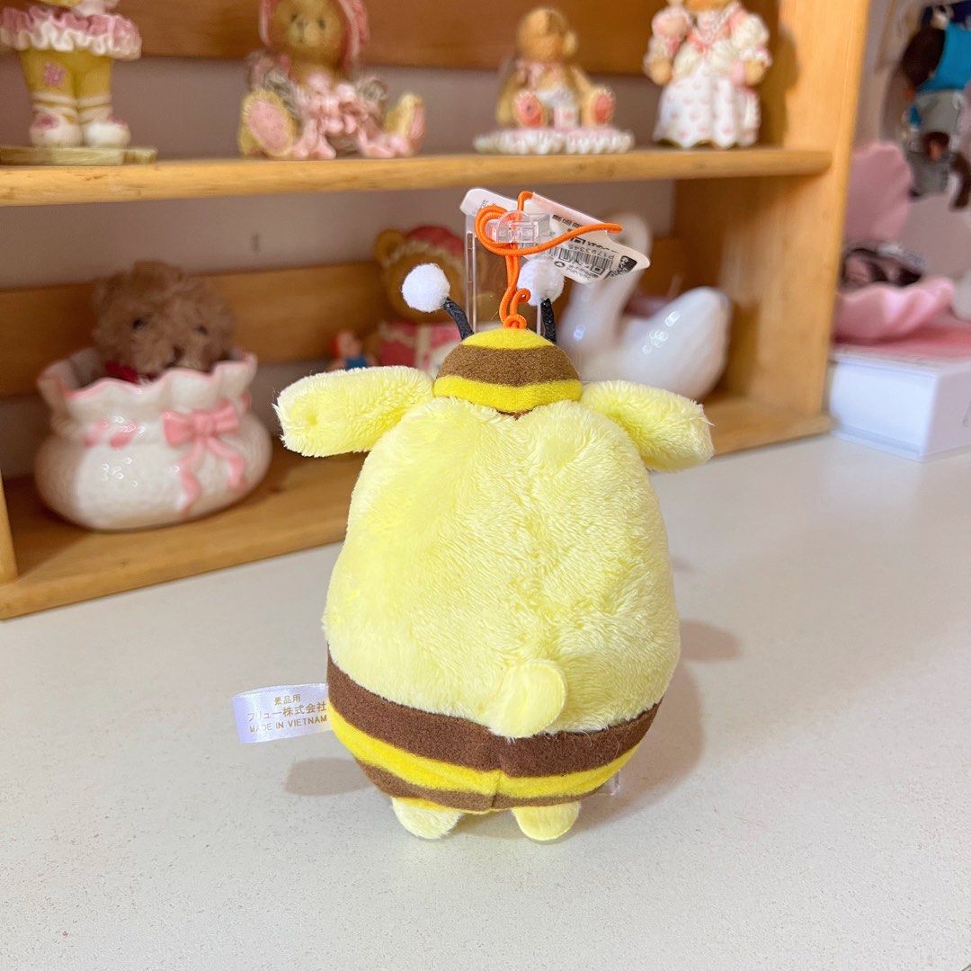 Sanrio Pompompurin Bee Charm Plush (Category: Plushies & Soft Toys) located in Manila. Submitted by ashyyel_ (Listing ID 1423724516, Image 2). Description: - Comes with original tags..