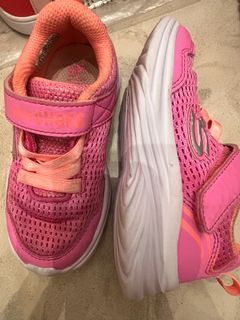 (Category: ) located in . Submitted by patacakeee (Listing ID 1423728762, Image 1). Description: .