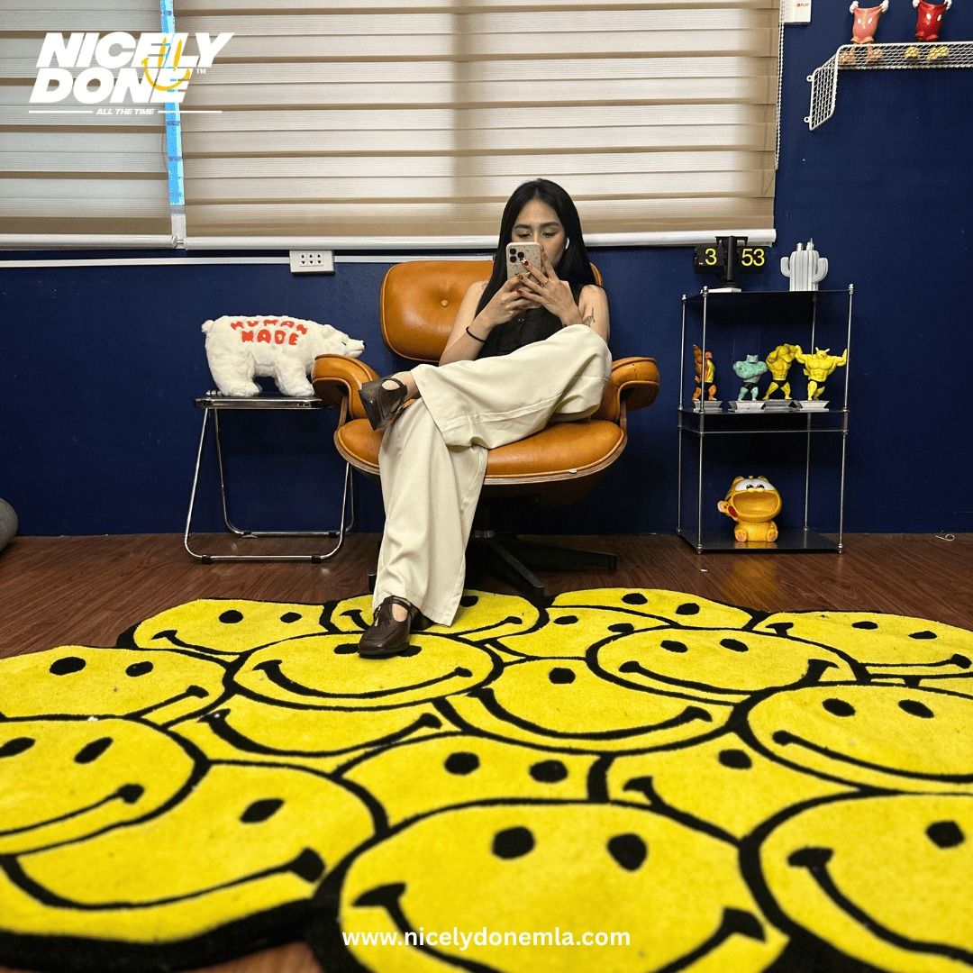 SMILEY FACE HAND-TUFTED RUG (Category: Carpets, Mats & Flooring) located in Manila. Submitted by nicelydone31948 (Listing ID 1423655703, Image 1). Description: ✨ Hand-tufted texture ✨ Thick, soft pile ✨ Eye-catching all-over smiley design ✨ Perfect for bedrooms, studios, creative spaces & chill corners.