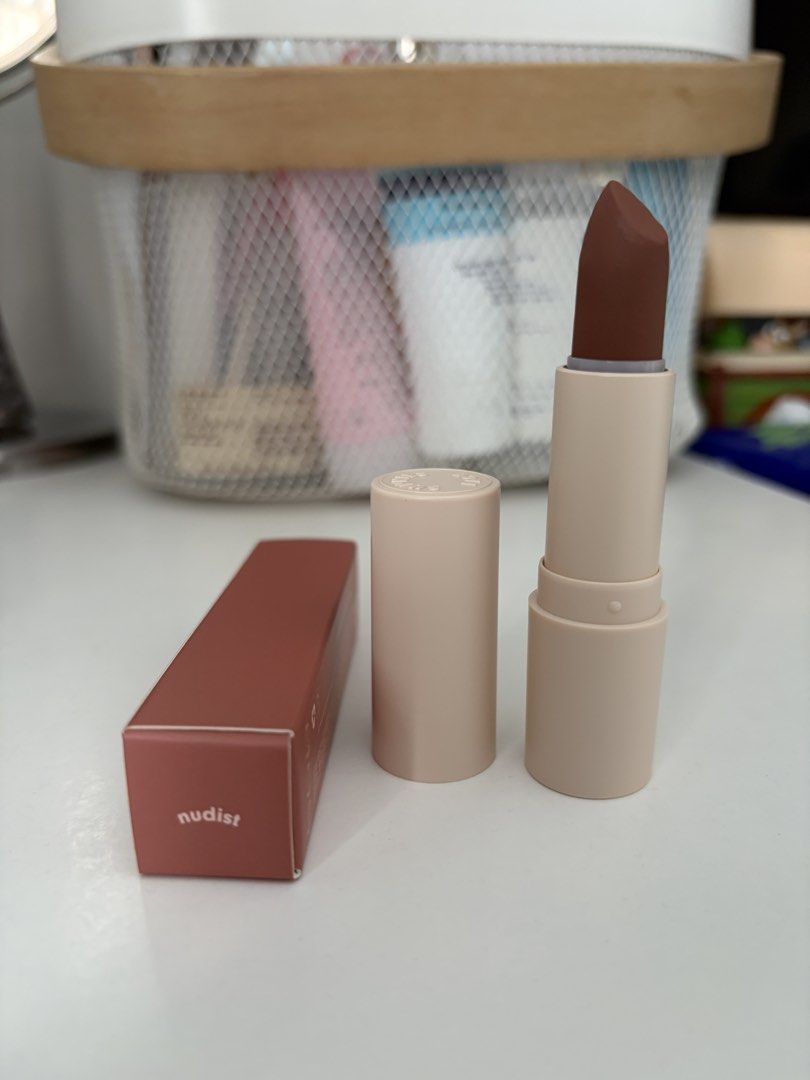 Sunnies Face Fluffmatte Lipstick - Nudist (Category: Makeup) located in Las Pinas. Submitted by han.danie (Listing ID 1423694655, Image 1). Description: - ordered online this week from the restock, swatched only but not my shade - with original packaging - mall price: 495.