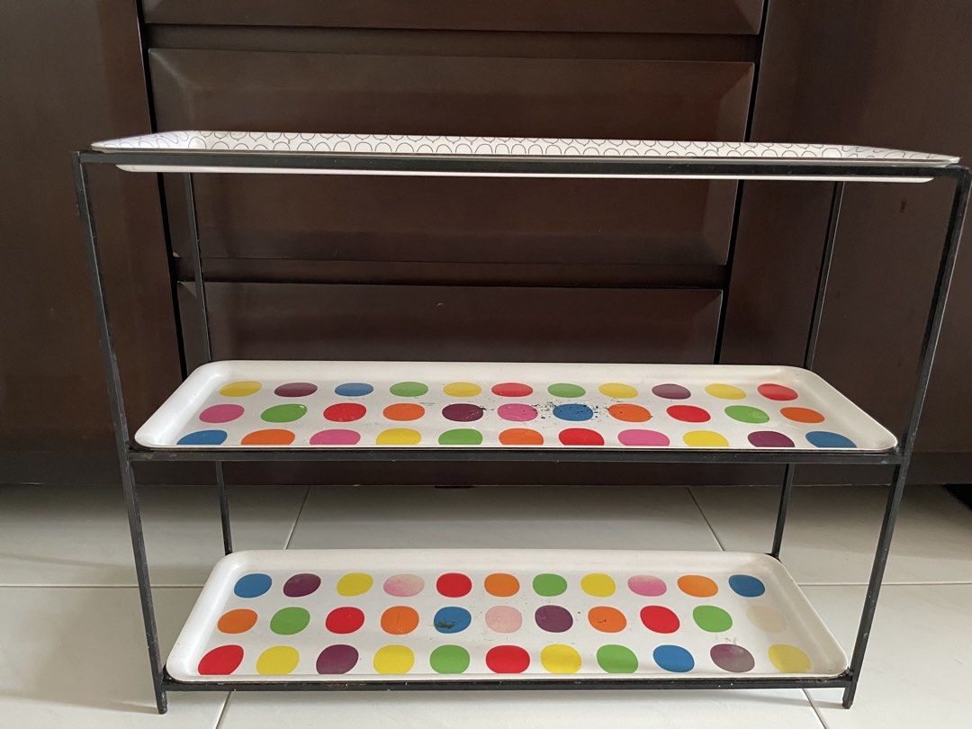 table rack (Category: Other Kitchenware & Tableware) located in Singapore. Submitted by thia890 (Listing ID 1423636388, Image 1). Description: .