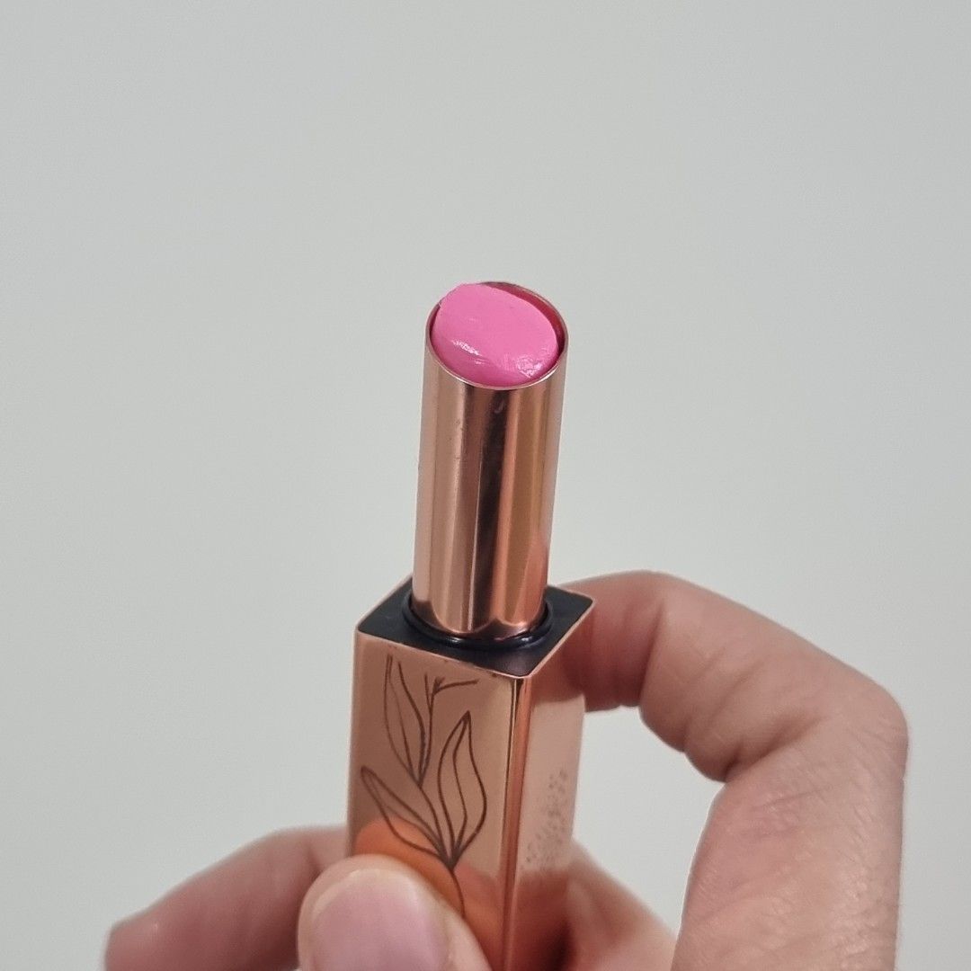 Teviant She Balm! Lipstick (Category: Makeup) located in Pasig City. Submitted by lesmitch (Listing ID 1423703046, Image 3). Description: - Teviant She Balm! Lipstick - Shade: Kate (pinkish-coral) | Mrs. Tan (barbie- pink) - Elegant rose gold case with floral design - Made in Italy ~ Check all photos for the item's actual condition and measurements ~ Payment is via gcash, pay maya or bdo ~ Shipping is via lalamove, grab, j&t or you can book your 