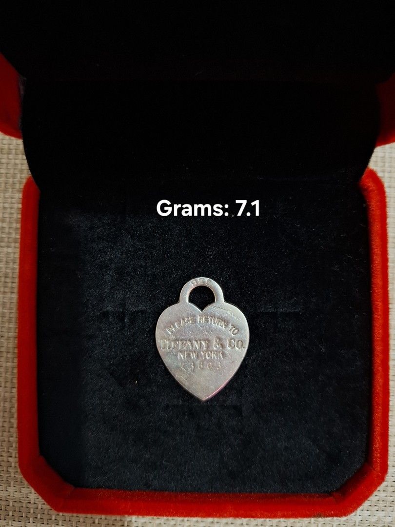 Tiffany & Co. Heart Tag Pendant (Category: Necklaces) located in Makati City. Submitted by tweenz17 (Listing ID 1423666258, Image 1). Description: - Authentic Tiffany & Co. heart tag pendant - Made of silver 925 - Weight: 7.1 grams .