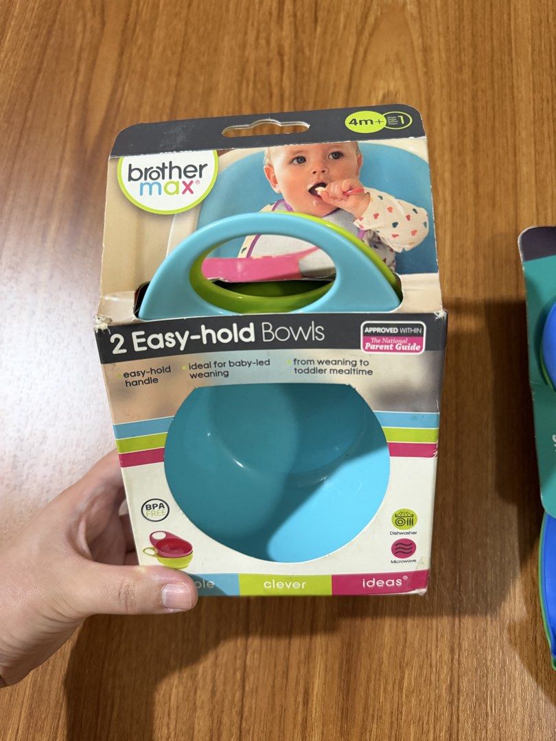 Tommee Tippee & Brother Max Baby Feeding Set (Category: Weaning & Toddler Feeding) located in Cavite. Submitted by kayatc (Listing ID 1423721972, Image 3). Description: Extras. Never used. .