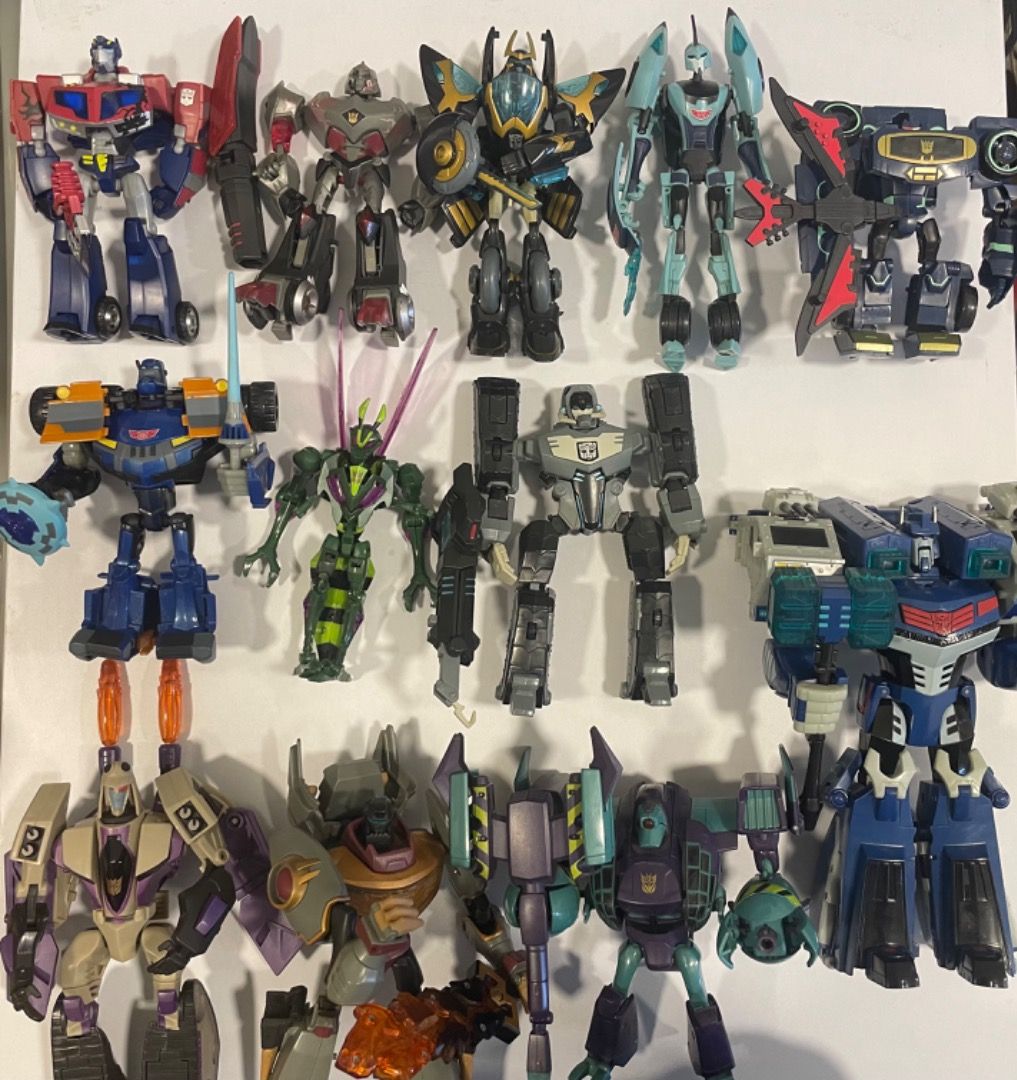 Transformers Animated collection (read desc.) (Category: Figurines & Statues) located in Taguig. Submitted by clonedbricks (Listing ID 1423651767, Image 1). Description: Selling my Transformers Animated collection! Figures are BIB! Very rare - Optimus Prime vs. Megatron 2-pack: ✅ P1,799 (BIB) - Waspinator: ✅ P2,999 (BIB, with freebie!) - Blurr: ✅ P3,499 (BIB w/ manual) - Samurai Prowl: ✅ P5,999 (BIB w/ manual) - Shockwave: ✅ P4,999 (BIB w/ manual