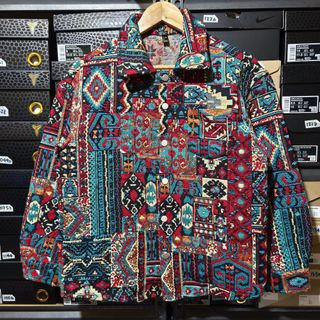 (Category: ) located in . Submitted by thriftdeluxe3305 (Listing ID 1423767858, Image 1). Description: .