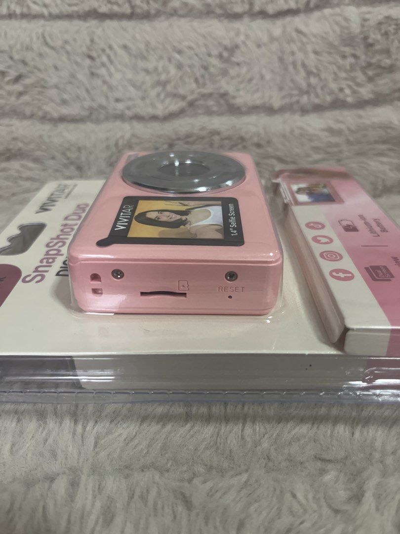 Vivitar SnapShot Duo Digital Camera (Category: Cameras) located in Pasig City. Submitted by jundbaptist21 (Listing ID 1423689230, Image 3). Description: Vivitar SnapShot Duo Digital Camera features a 1.4" selfie screen and a 2.4" back color screen. It has 56 megapixels, 16x zoom, and 2.7K resolution. It also includes a self-timer, continuous shooting, a built-in rechargeable battery, a USB-C charging port, and a micro SD card slot (up to 64GB). F