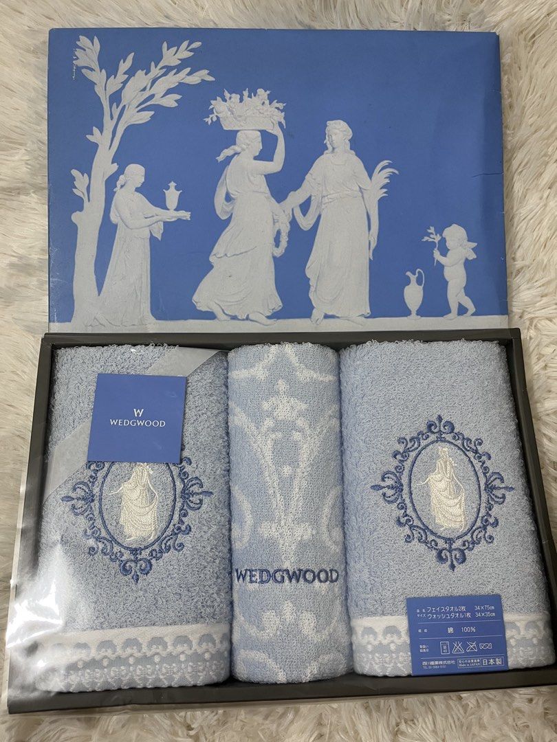 Wedgwood Towel Set (Category: Bedding & Towels) located in San Jose. Submitted by mlvd31 (Listing ID 1423744747, Image 3). Description: Wedgwood towel set Brandnew .