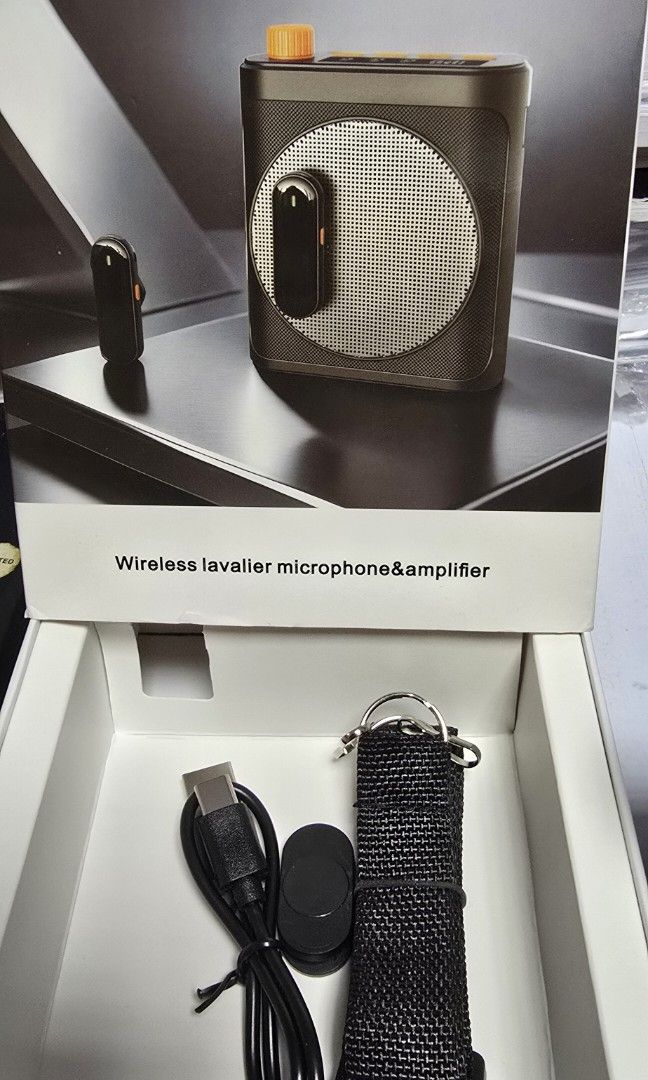 Wireless portable loudspeaker65671928901251112