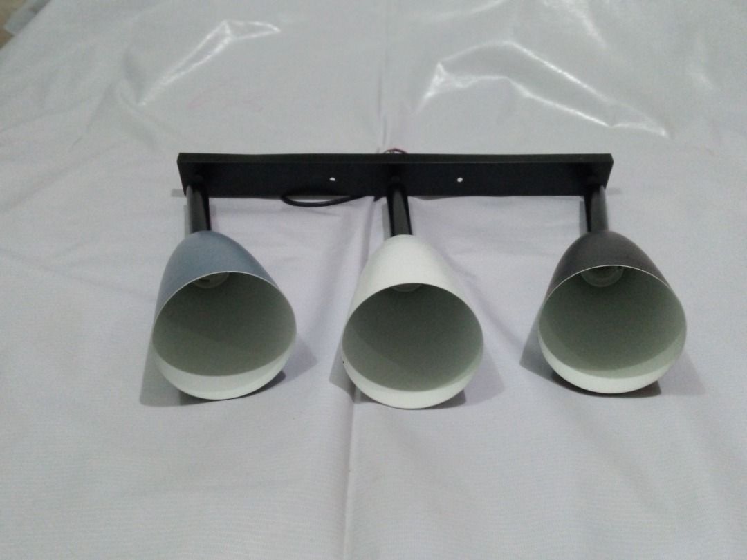 3-Piece Pendant Light | Mukhang Bago Pa (Category: Lighting) located in Marikina City. Submitted by saint_al (Listing ID 1423890000, Image 3). Description: 💸PRICE DROP: from ₱1,000 to ₱850 💠3-Piece Pendant Light 💠Features a modern design 💠Color combination: gray, white, and black 💠Suitable for dining areas, kitchens, and living rooms 💠Located in Marikina City. 💠Payment methods: GCash, Maya 💠Mababa ang kisame namin, pero puwede i-suspend i