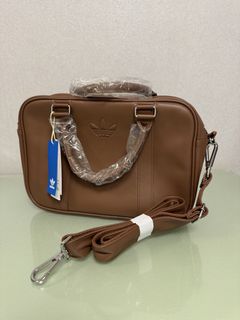 （分類：）位於 。 由 henry.e44c19 提交（商品編號 1423940238，圖片 1）。簡介： 。