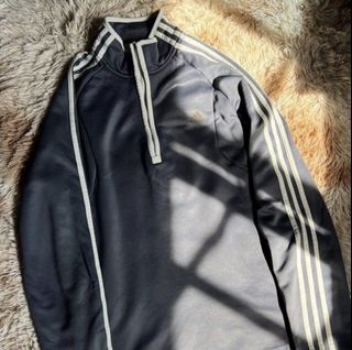 (Category: ) located in . Submitted by thrifthings. (Listing ID 1423962232, Image 1). Description: .