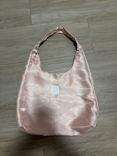 （分類：）位於 。 由 too____special 提交（商品編號 1423935439，圖片 1）。簡介： 。