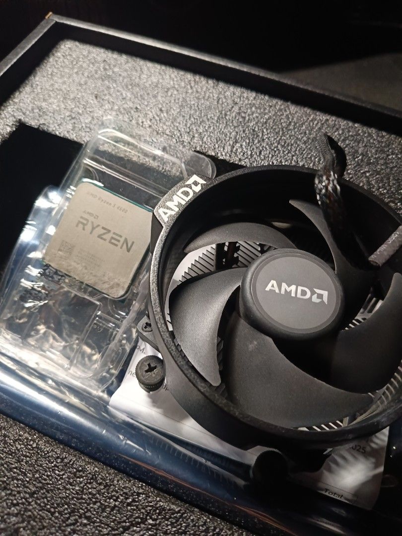 AMD RYZEN 5 4500 CPU w/ stock cooler (Category: Computer Parts) located in Valenzuela. Submitted by cielo83892 (Listing ID 1423905080, Image 1). Description: mod: lalamove, grab mop: gcash, maribank loc. Valenzuela rfs: upgrading cpu SLIGHTLY NEGOTIABLE.