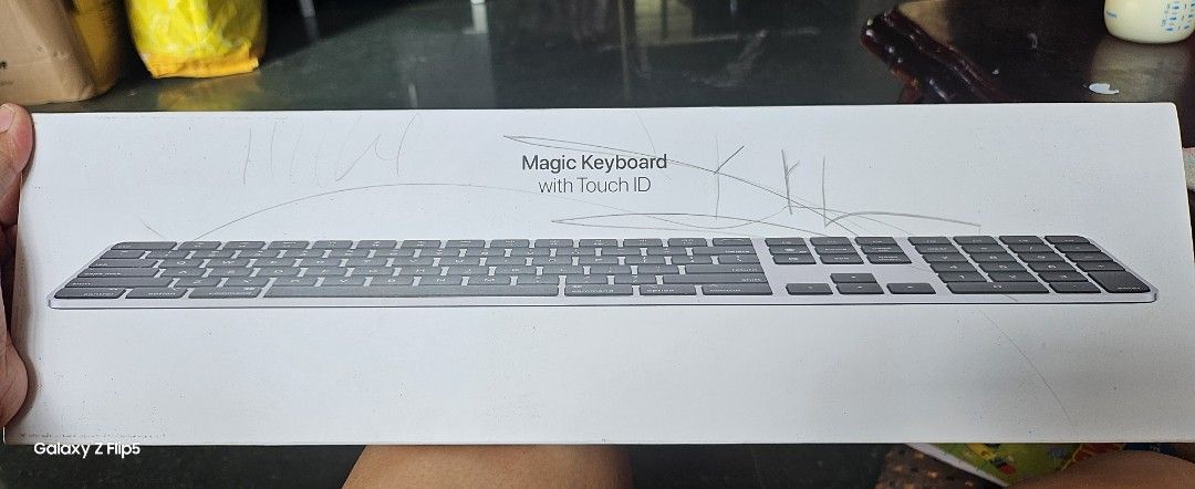 Apple Magic Keyboard with Touch ID (Category: Computer Keyboard) located in San Fernando. Submitted by japanvintageaccessories (Listing ID 1423868960, Image 2). Description: - Apple Magic Keyboard with Touch ID - Includes function keys (F1-F12) - Features Touch ID for secure login - Integrated numeric keypad - Brand new, in original packaging No cord included. .