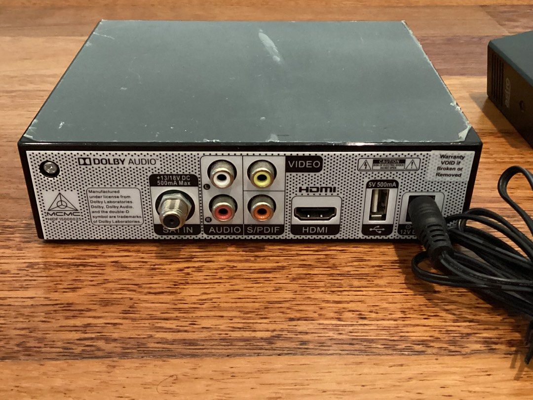 Astro Decoder with Power Adapter (Category: TV Parts & Accessories) located in Kuala Lumpur. Submitted by shelly_yah. (Listing ID 1423876721, Image 3). Description: .