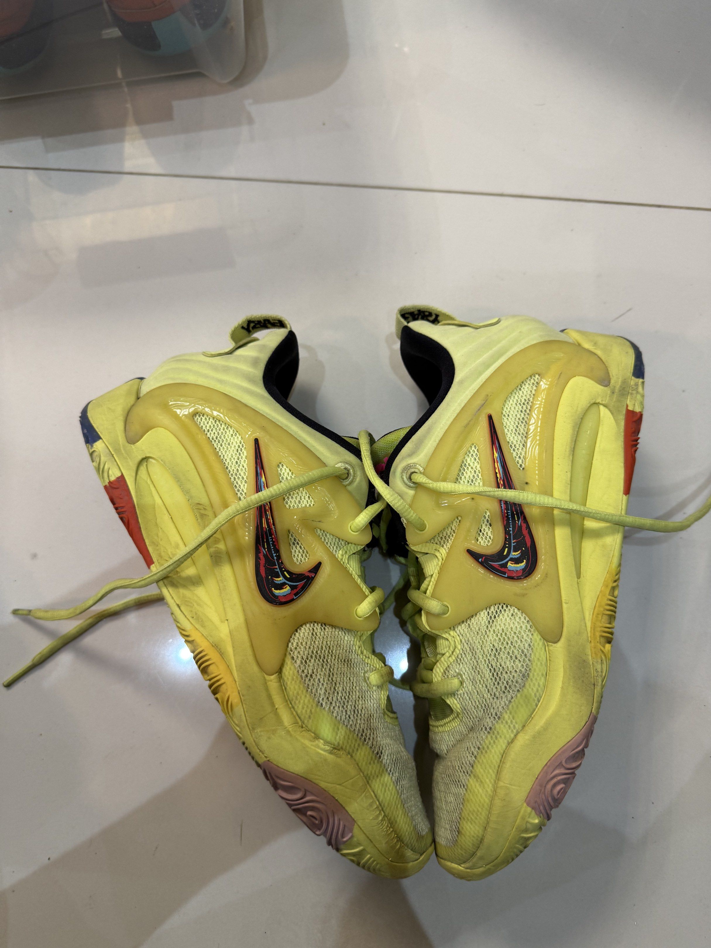 Authentic Nike KD 15 Aimbot (Category: Sneakers) located in Santa Rosa. Submitted by xei___ (Listing ID 1423888767, Image 1). Description: Authentic Nike KD 15 Aimbot all goods pa need wash only, size us 7.5 no box rfs: kinalakihan na negotiable pa if sure buyer.