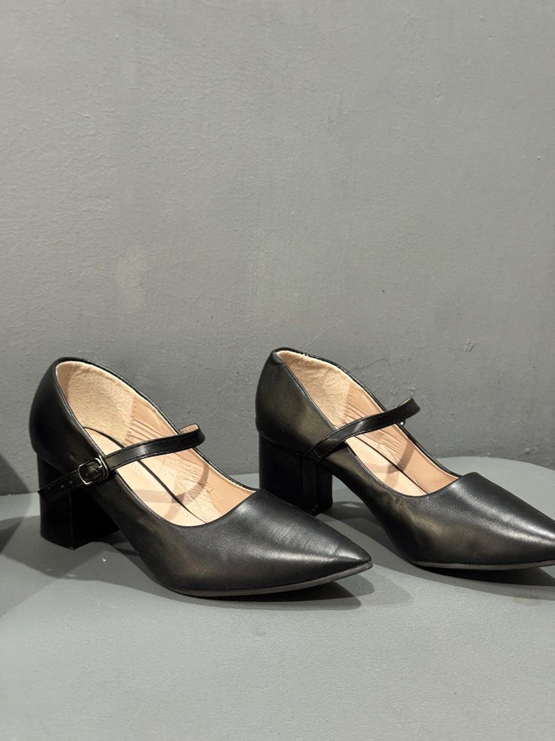 Black Pointed Heels and Mary Janes (Category: Heels) located in Antipolo. Submitted by mac.bb (Listing ID 1423807832, Image 3). Description: Used ONCE only for graduation Price for 2 shoes already.