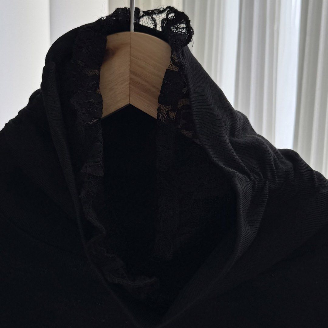 Black Turtleneck Top with Lace Details (Category: Sleeveless) located in Subic. Submitted by serra. (Listing ID 1423939533, Image 2). Description: ❌NO WHEN WORN (ww pics will be included if available) 📍Subic, Zambales 💵Payment via Gcash 📦Shipping nationwide via J&T.