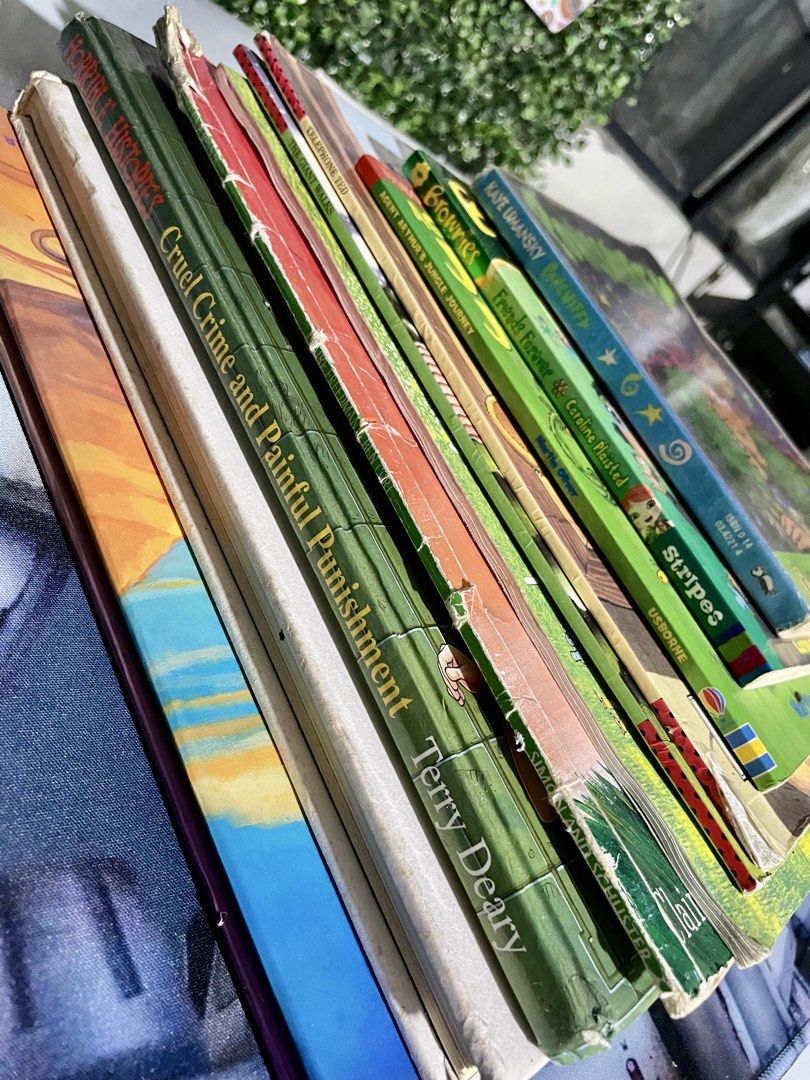 BUNDLE 3: TAKE ALL 10- PC BOOKS FOR KIDS (Category: Children's Books) located in Cavite. Submitted by AlwaysGiveBack (Listing ID 1423897509, Image 1). Description: BUNDLE 3: TAKE ALL 10- PC BOOKS FOR KIDS - 3 big hardbound books - 4 big paperback - 3 small books Bdo gcash Gogo lalamove Take all for ₱600 💕 .