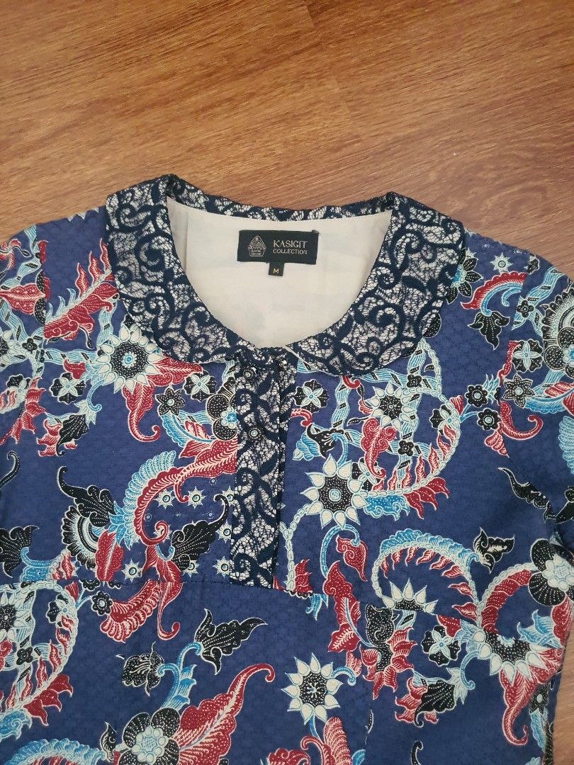 Dress Batik (Kategori: Gaun & Rok) berada di Jakarta Selatan. Dikirim oleh nei08 (ID iklan 1423838088, Gambar 2). Deskripsi: model span kalau dipakai kondisi masih bagus.