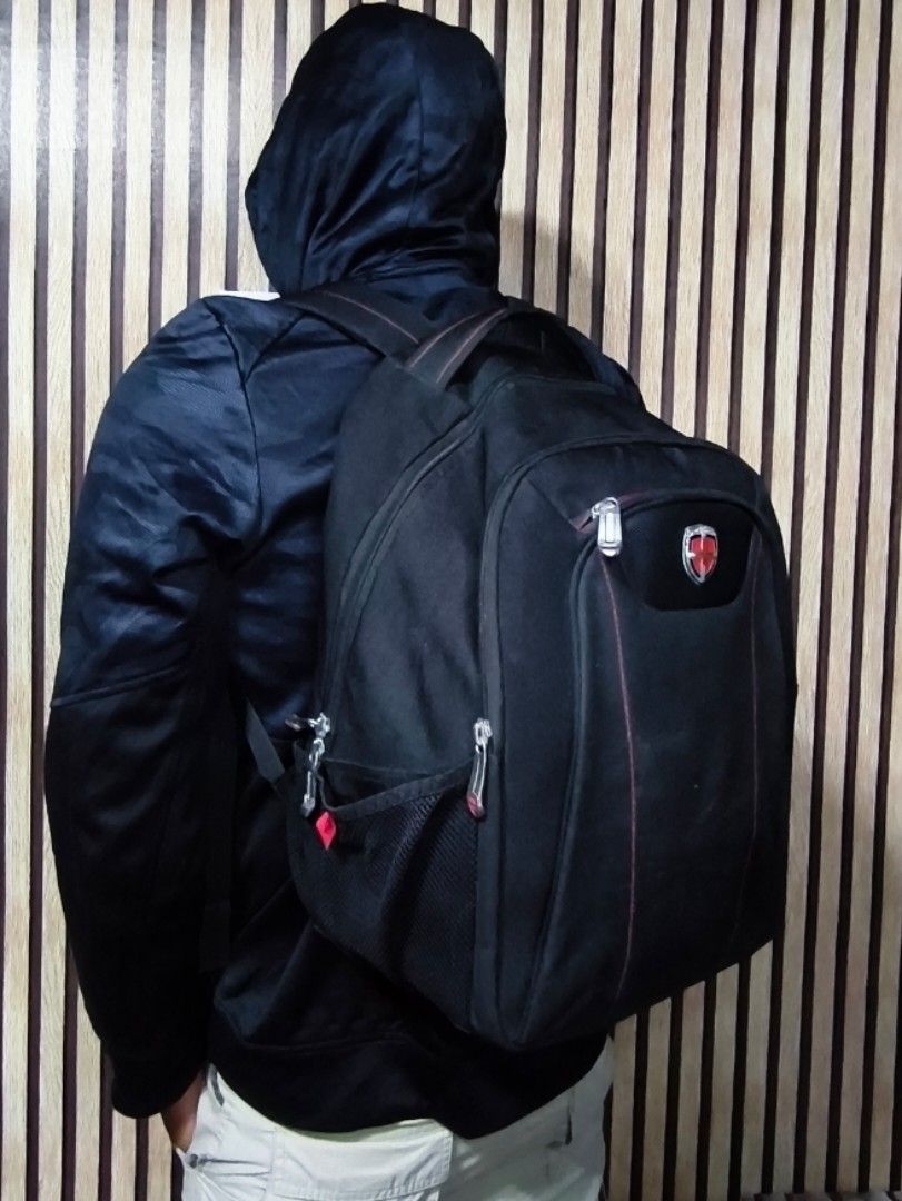 Ellehammer Back pack (Category: Backpacks) located in Baguio. Submitted by baguiopinethrift (Listing ID 1423959133, Image 1). Description: ELLE Hammer Backpack 25L Very Good Condition Price: 850 Loc: Baguio Open For Shipping PM Otyer details.🙂.