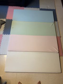 （分類：）位於 。 由 miriamsellsstuff 提交（商品編號 1423904594，圖片 1）。簡介： 。