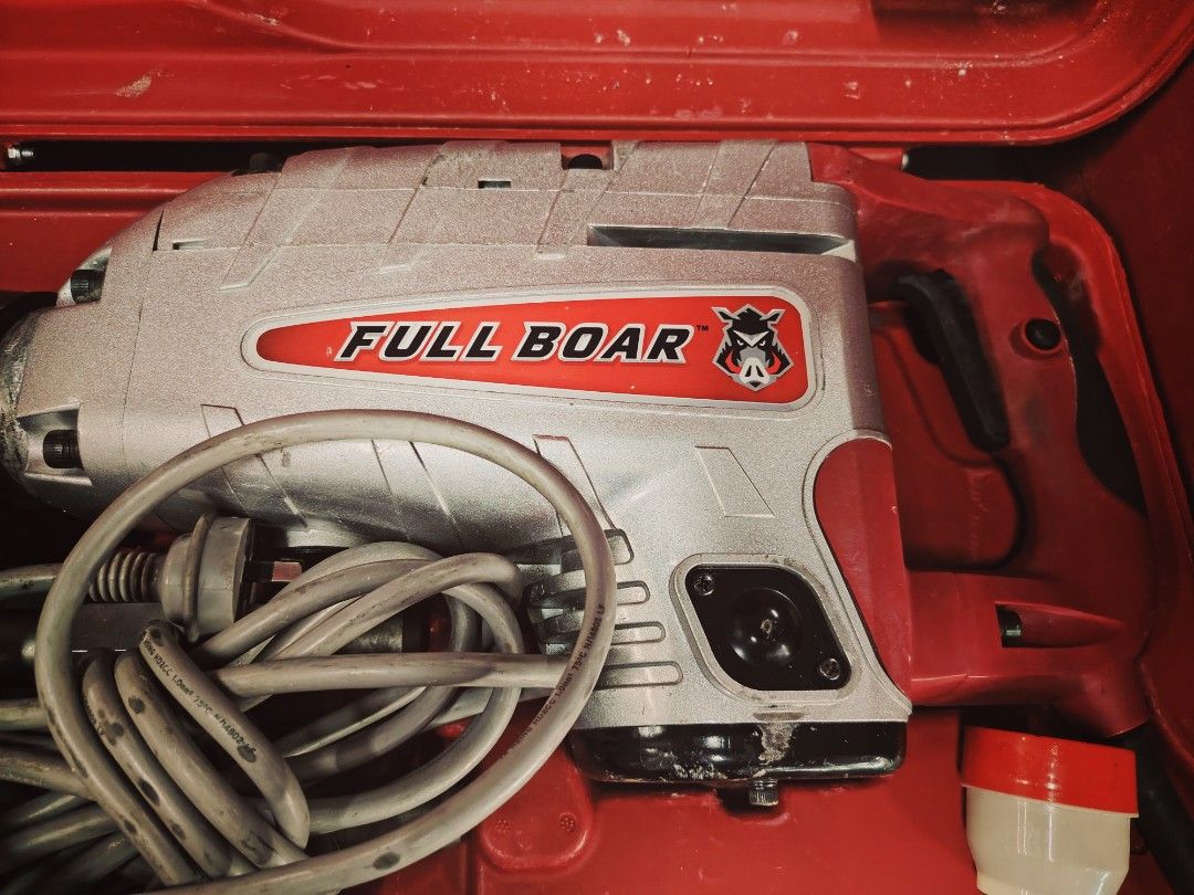 Full Boar Demolition Hammer w/ Case (Category: Medical Supplies & Tools) located in Manila. Submitted by riley1205 (Listing ID 1423837049, Image 3). Description: - Full Boar Demolition Hammer with Case - w/ Accessories - 1500Watts - Used But Good Condition - Model :FBT - 1200 - Call or Text 09757387803 .