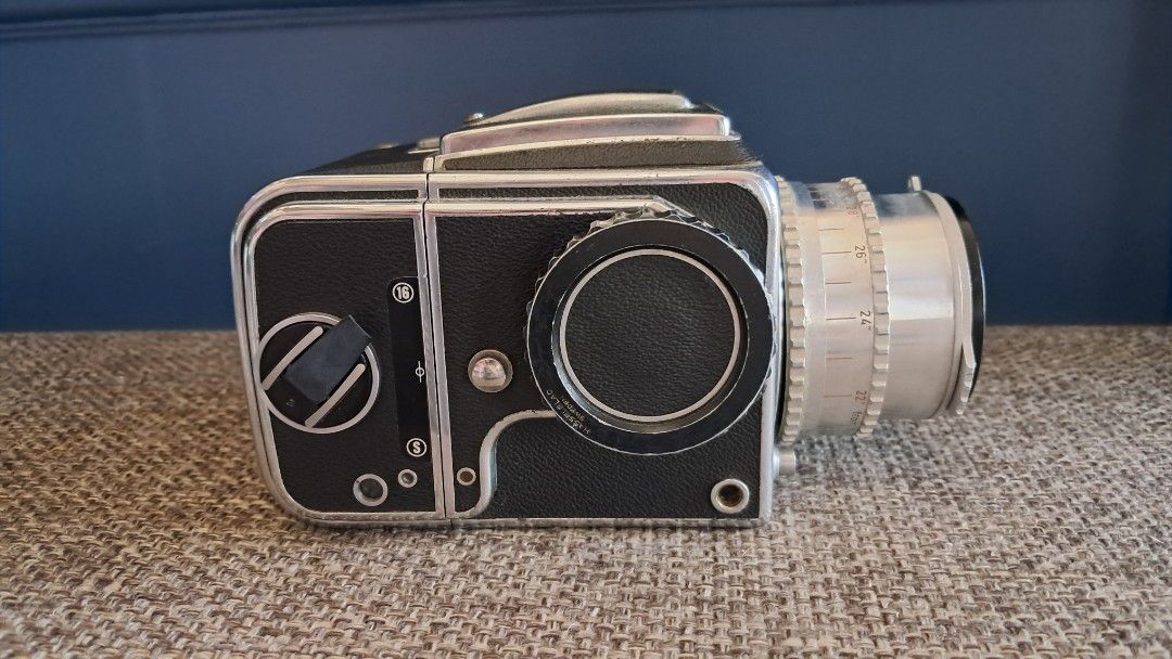Hasselblad 1000 F model Camera with Lens (Category: Cameras) located in Santa Rosa. Submitted by majanice (Listing ID 1423824262, Image 3). Description: Vintage Hasselblad - Hasselblad 1000F - camera body (black with silver accents) - Carl Zeiss lens condition winding firing for repair parts can be used Important reminder Should you wish to offer to buy this camera payment accepted will be via Bank Transfer Reservation can be made within 3 days u