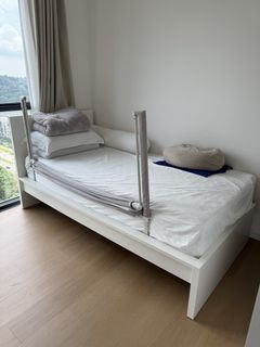 (Category: ) located in . Submitted by emliu (Listing ID 1423846937, Image 1). Description: .