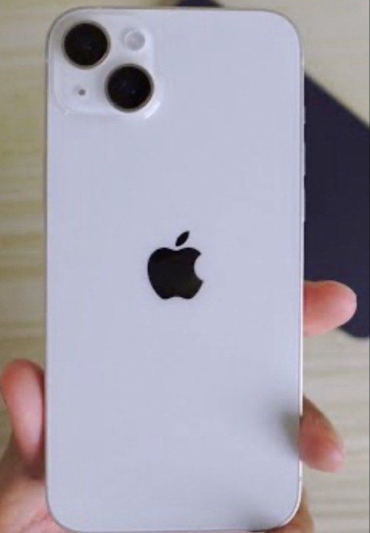 Iphone 14 plus 256GB 95% BH (Category: iPhone 14 Series) located in Taguig. Submitted by influenzas (Listing ID 1423898263, Image 2). Description: .