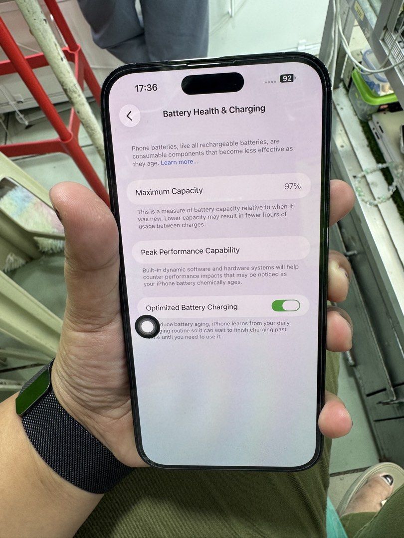 iPhone 14 Promax 128gb (Category: iPhone 14 Series) located in San Juan City. Submitted by wainefreygadgetshop (Listing ID 1423884548, Image 3). Description: iPhone 14 Promax 128gb (F.U) ALL GOODS AT WORKING NO HIDDEN ISSUE MAY FACE I.D , MAY TRUETONE READY TO USE UNLI RESET 97%SMOOTH 97%% Battery health Honest issue (ilalagay sa note pag meron para aware ka) NOTE*MAY MGA MINIMAL DENTS PO NORMAL NAPO YAN SA 2ndhand di naman nakaka apekto sa smoot