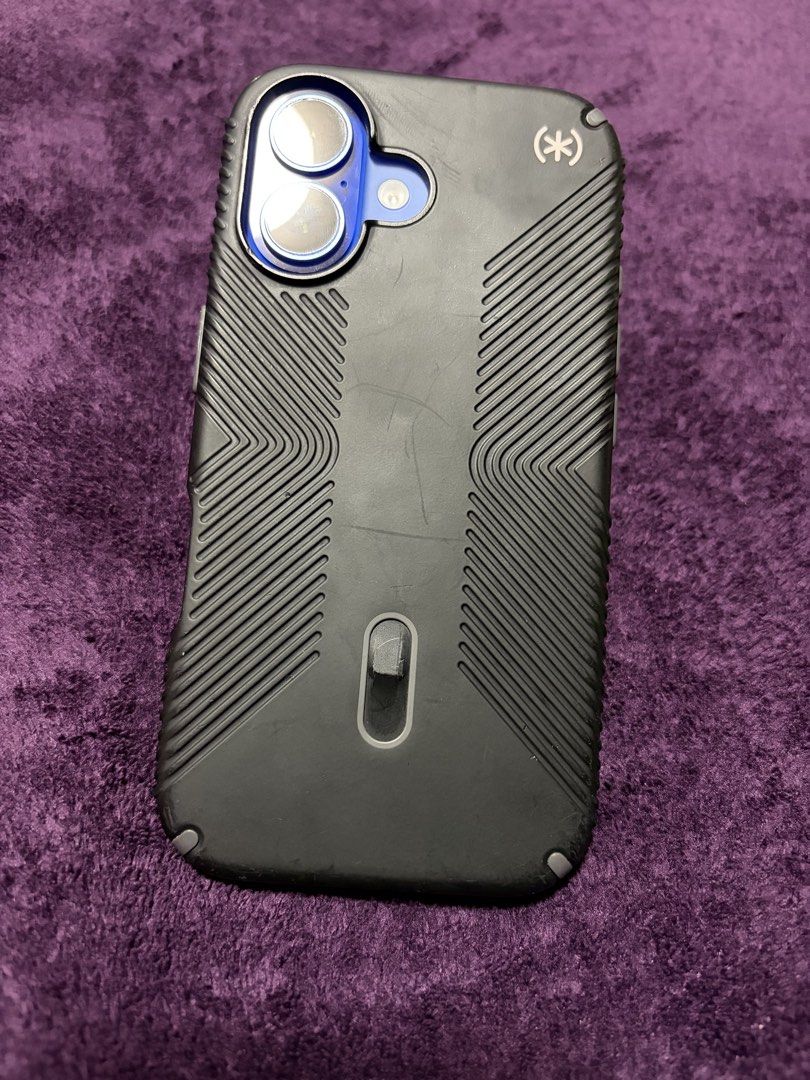 iphone 16 speck case (Category: Cases & Sleeves) located in Bacoor. Submitted by mimimissy_cat67 (Listing ID 1423925807, Image 1). Description: -may dents (please check the photo) -magsafe working completely fine -bought this for P1,990.