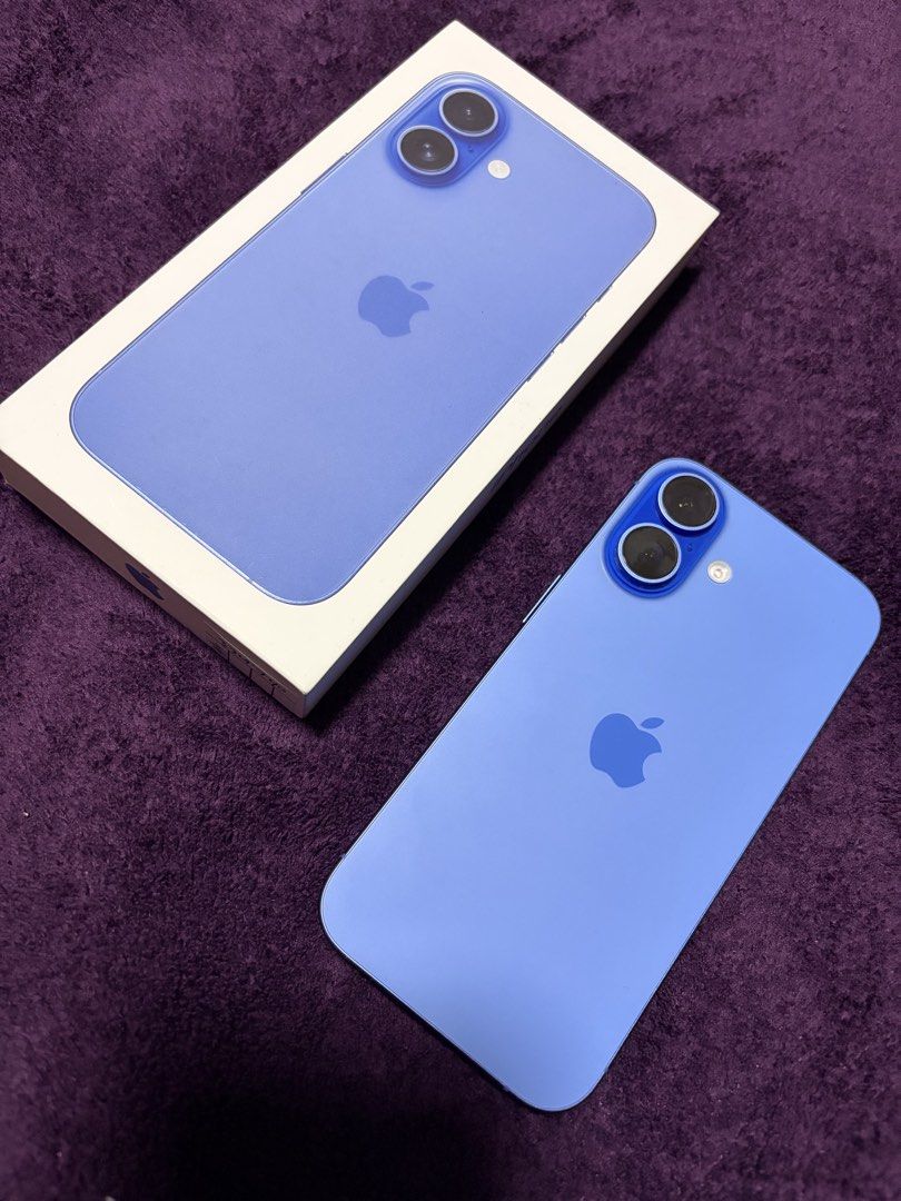 iphone 16 ultramarine 128gb globelocked (Category: iPhone 16 Series) located in Bacoor. Submitted by mimimissy_cat67 (Listing ID 1423923741, Image 1). Description: iphone 16 128gb ultramarine globelocked - There’s a dent on the upper right corner. Can be covered with case. No issues at all. RFS: switching to samsung.