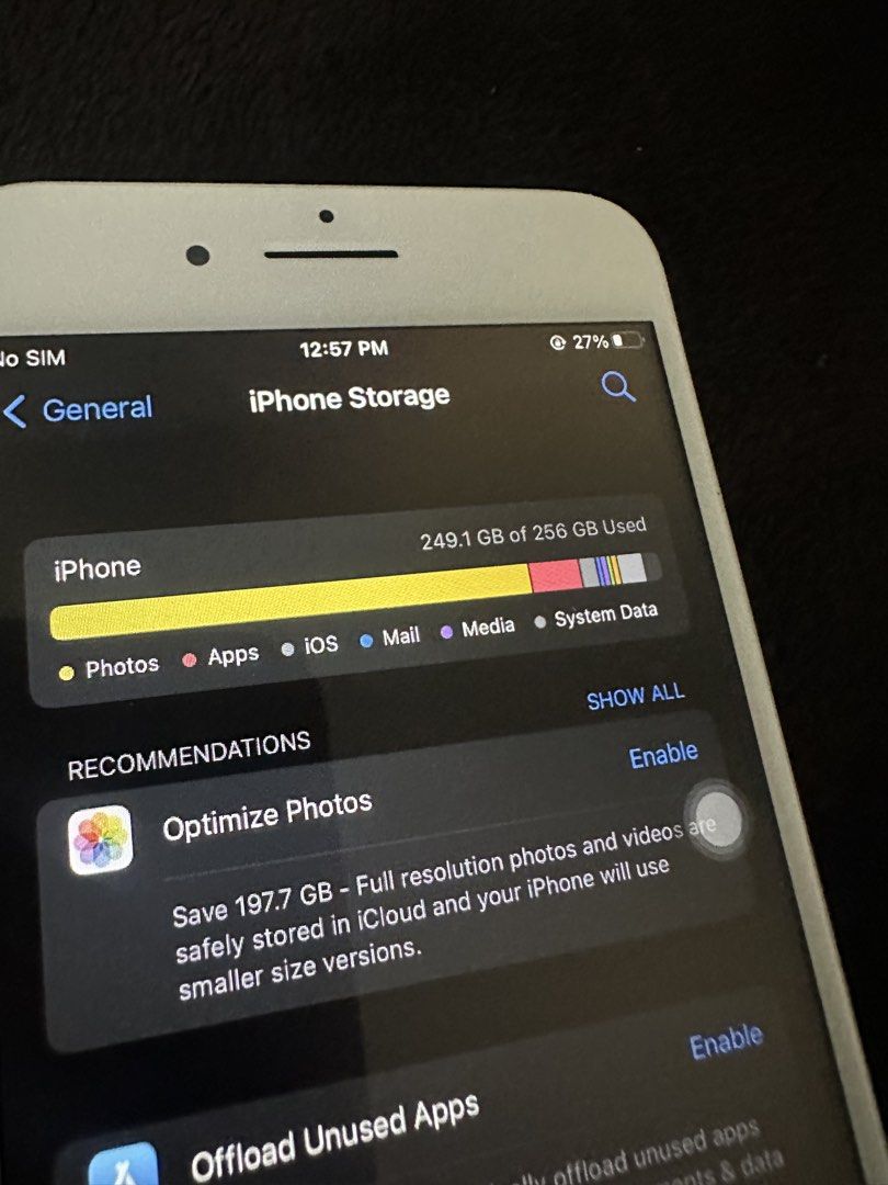 Iphone 7 Plus 256gb (Category: iPhone 7 Series) located in Manila. Submitted by zacharylevi (Listing ID 1423877483, Image 3). Description: 100% batt health Comes with free case and charger.